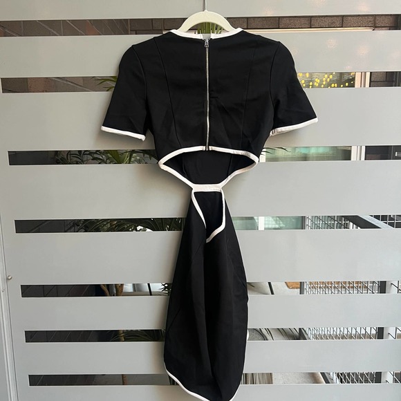 Staud Black & White Fig Cutout Mini Dress Size XS - Picture 3 of 9